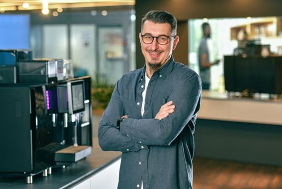 Wojciech Tysler ist neuer Markenbotschafter für Franke Coffee Systems
